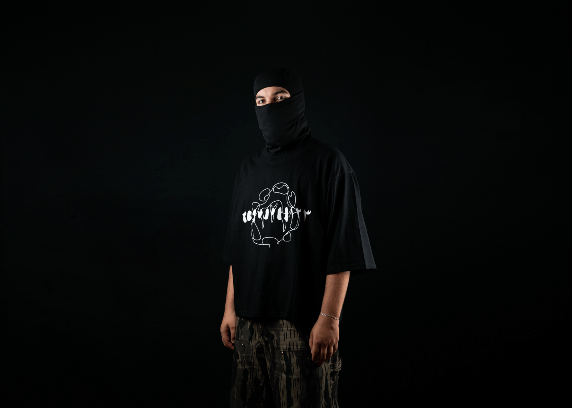 Line T-Shirt - onetwothreehours