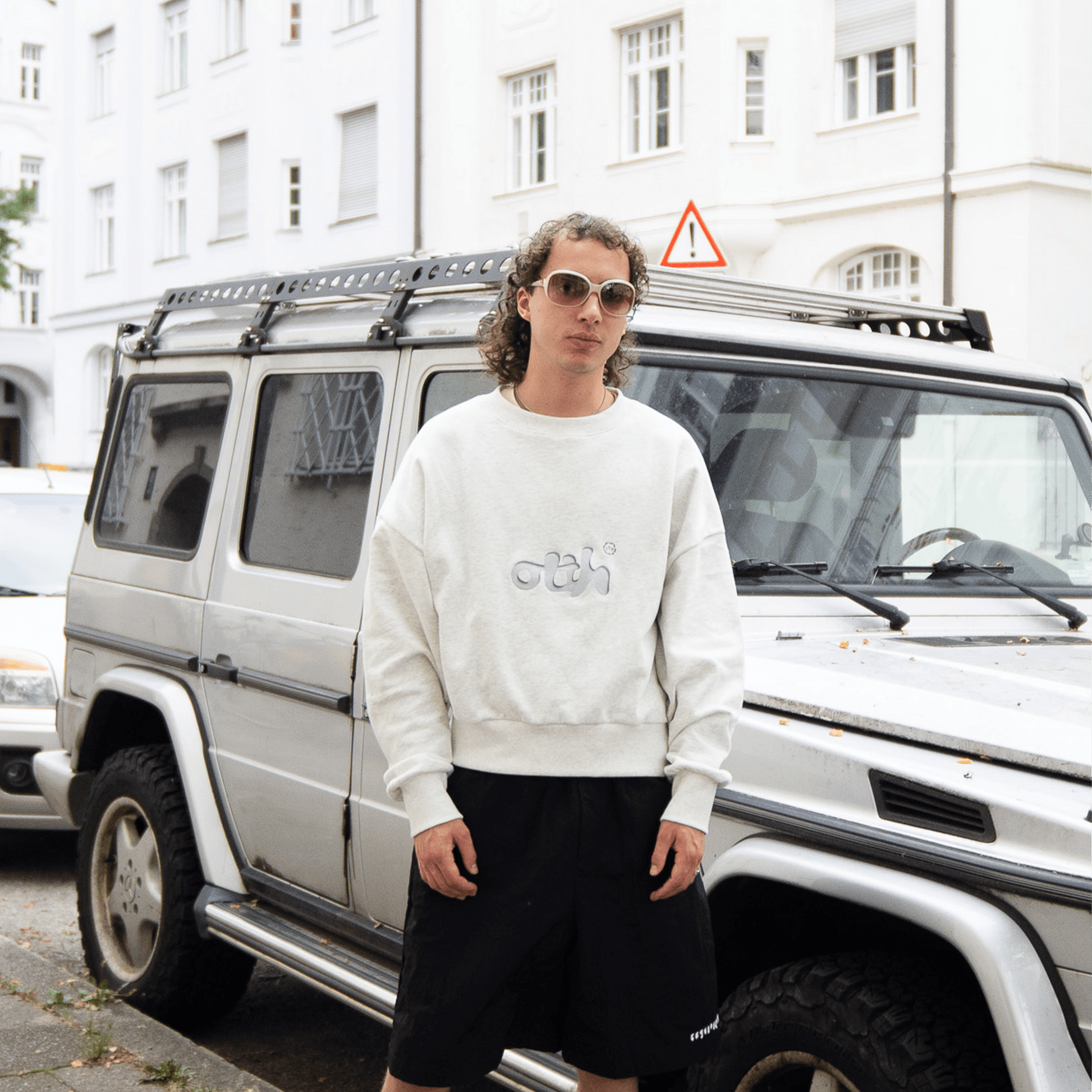 otth Sweatshirt Stone Grey - onetwothreehours